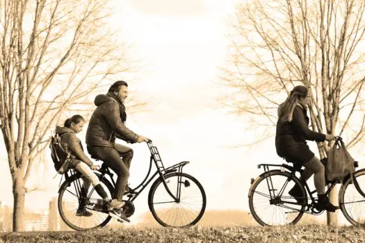 Transport cycling and helmets